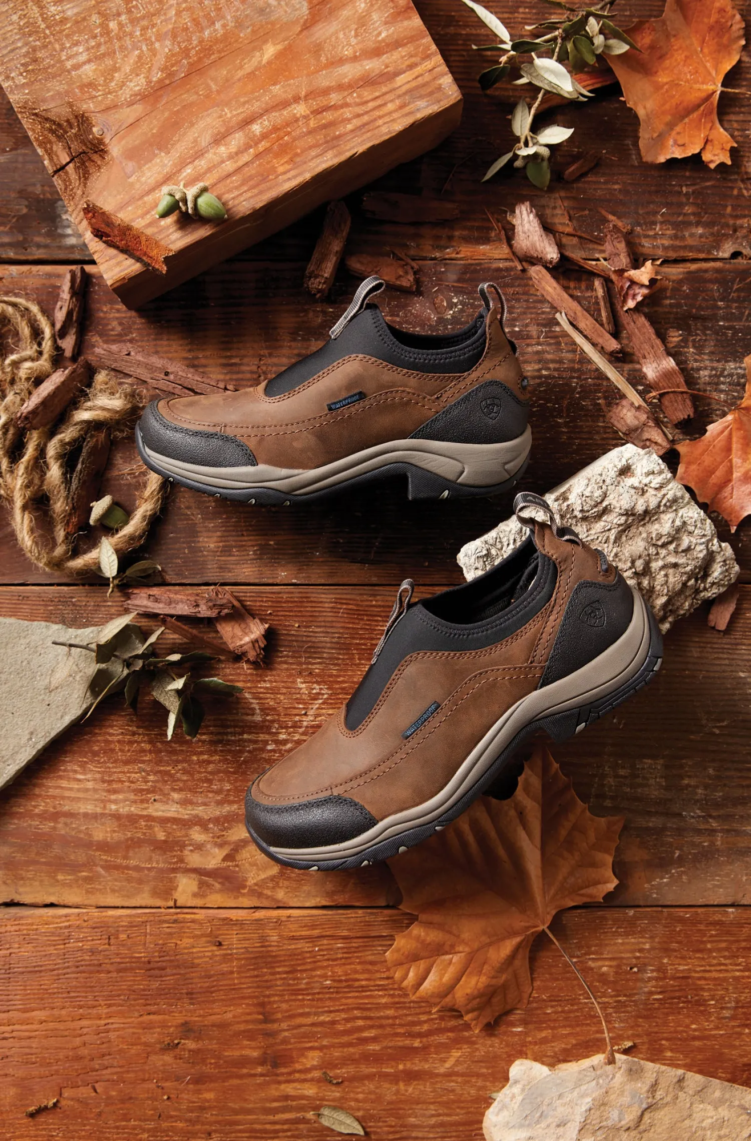 Outlet ARIAT ® Ladies’ Terrain Ease H2O Boots Oily Distressed Brown