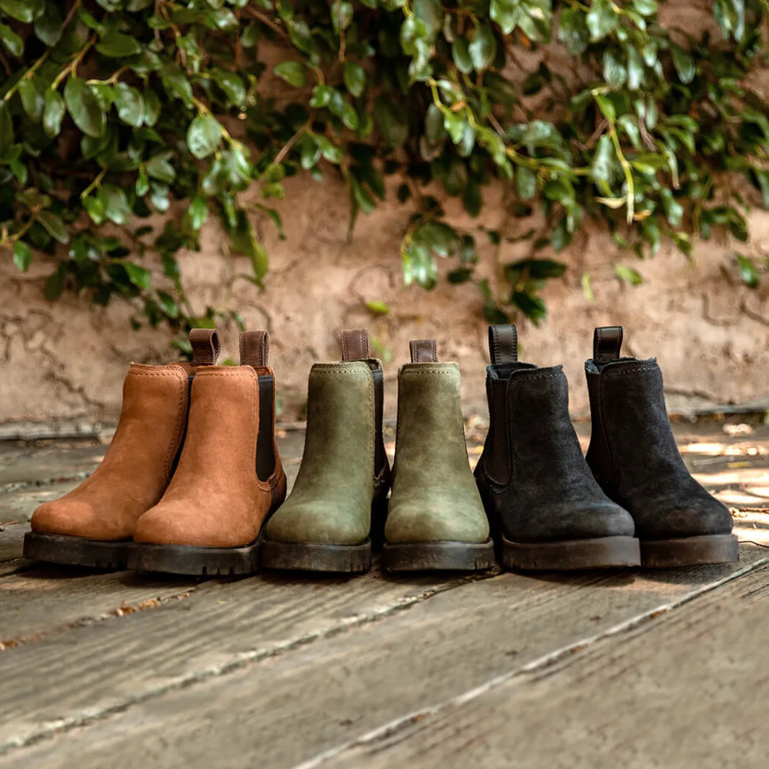 Best ARIAT ® Ladies’ Wexford Lug Waterproof Chelsea Boots