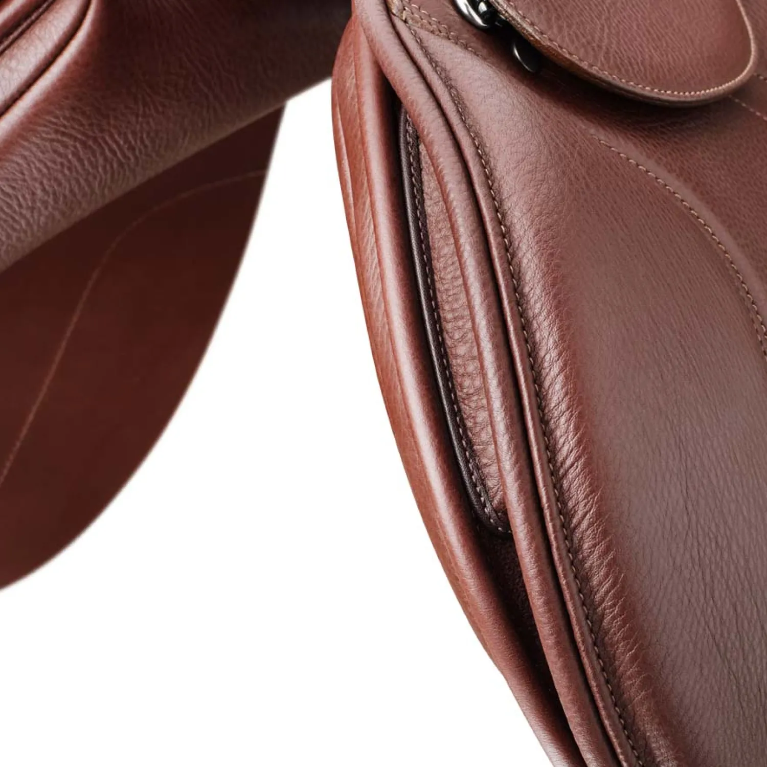 SADDLERY BRANDS INTL Bates Caprilli Close Contact+ Extended Flap Saddle Havana