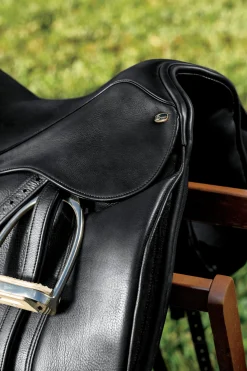 New CUEROS SANTA CRUZ Circuit™ Premier Dressage Saddle