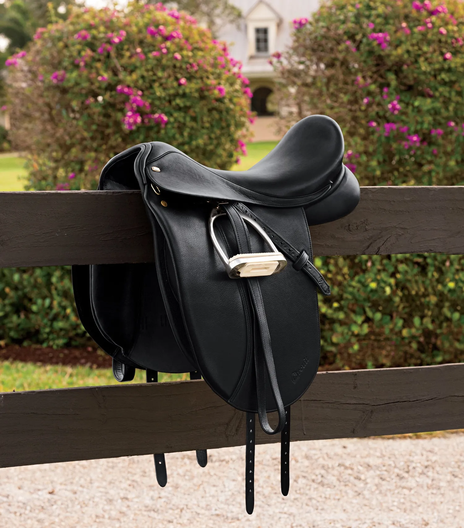 New CUEROS SANTA CRUZ Circuit™ Premier Dressage Saddle