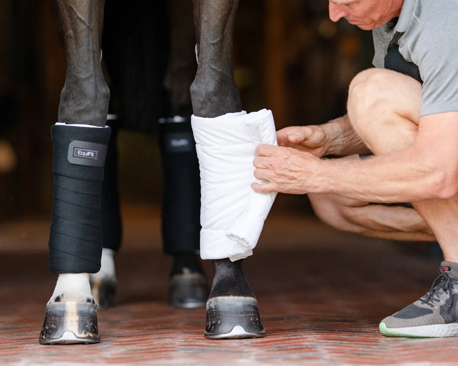 Discount EQUIFIT ® ProPillow™ Wraps White