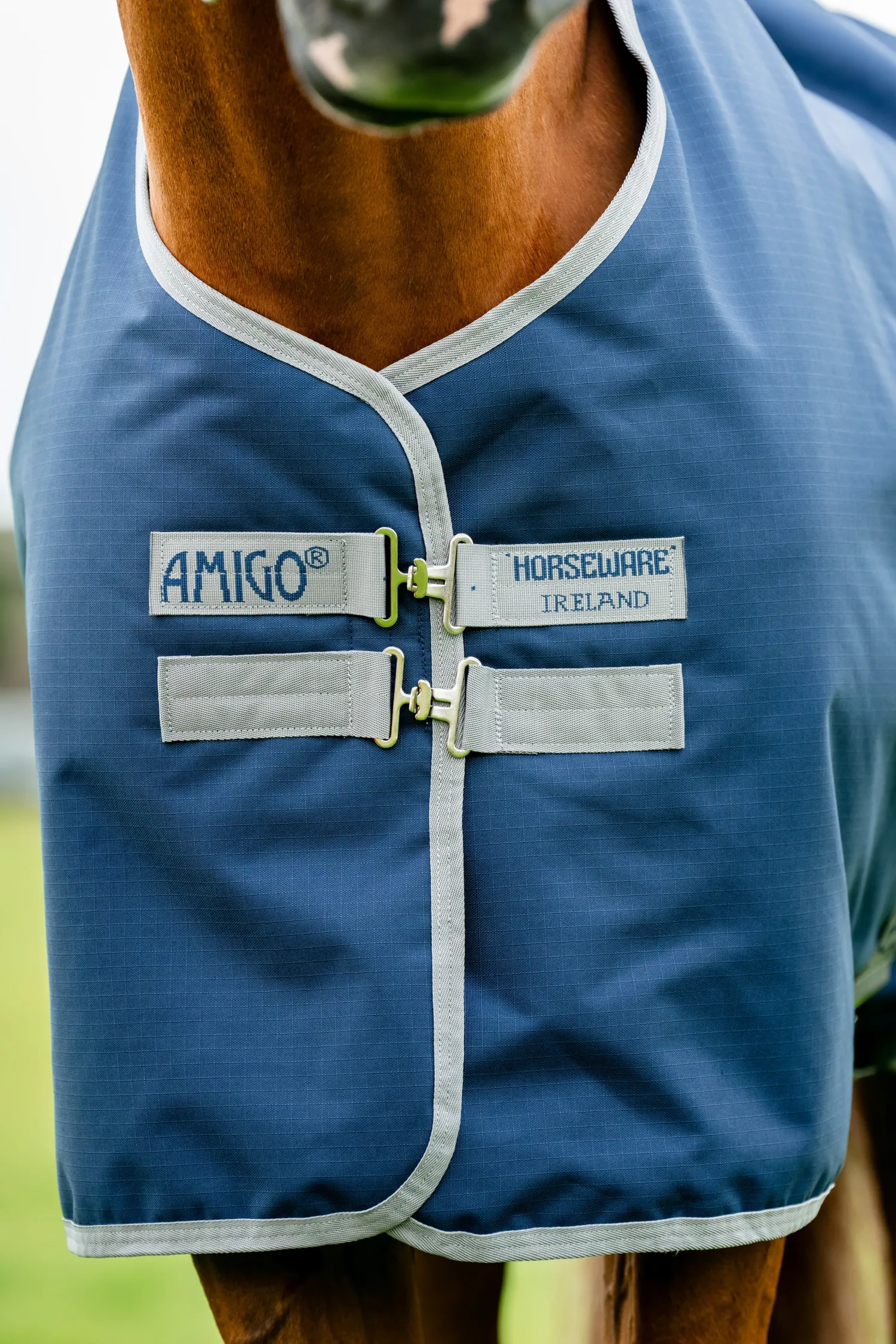 Outlet HORSEWARE ® Ireland Amigo® Ripstop 900D 50 Gram Standard Neck Turnout