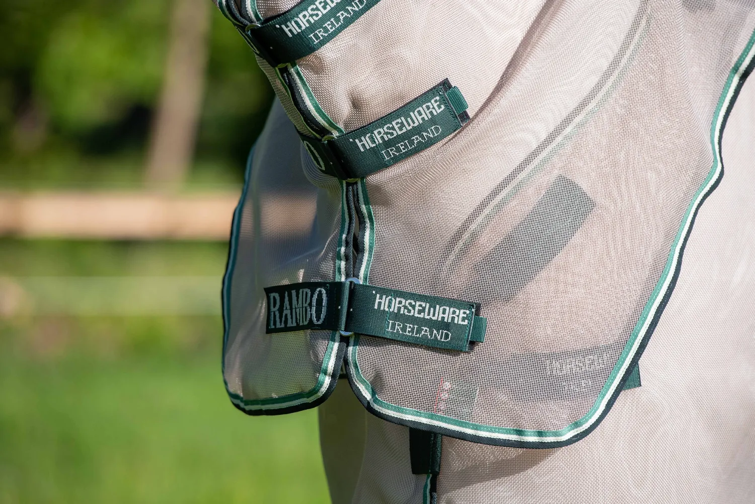 Outlet HORSEWARE ® Ireland Rambo® Fly Buster™ Fly Sheet with No-Fly Zone™ Oatmeal/Sage