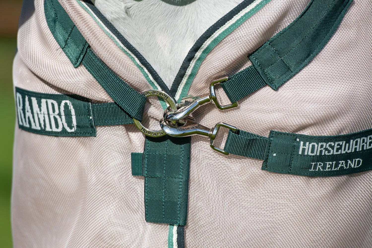 Outlet HORSEWARE ® Ireland Rambo® Fly Buster™ Fly Sheet with No-Fly Zone™ Oatmeal/Sage