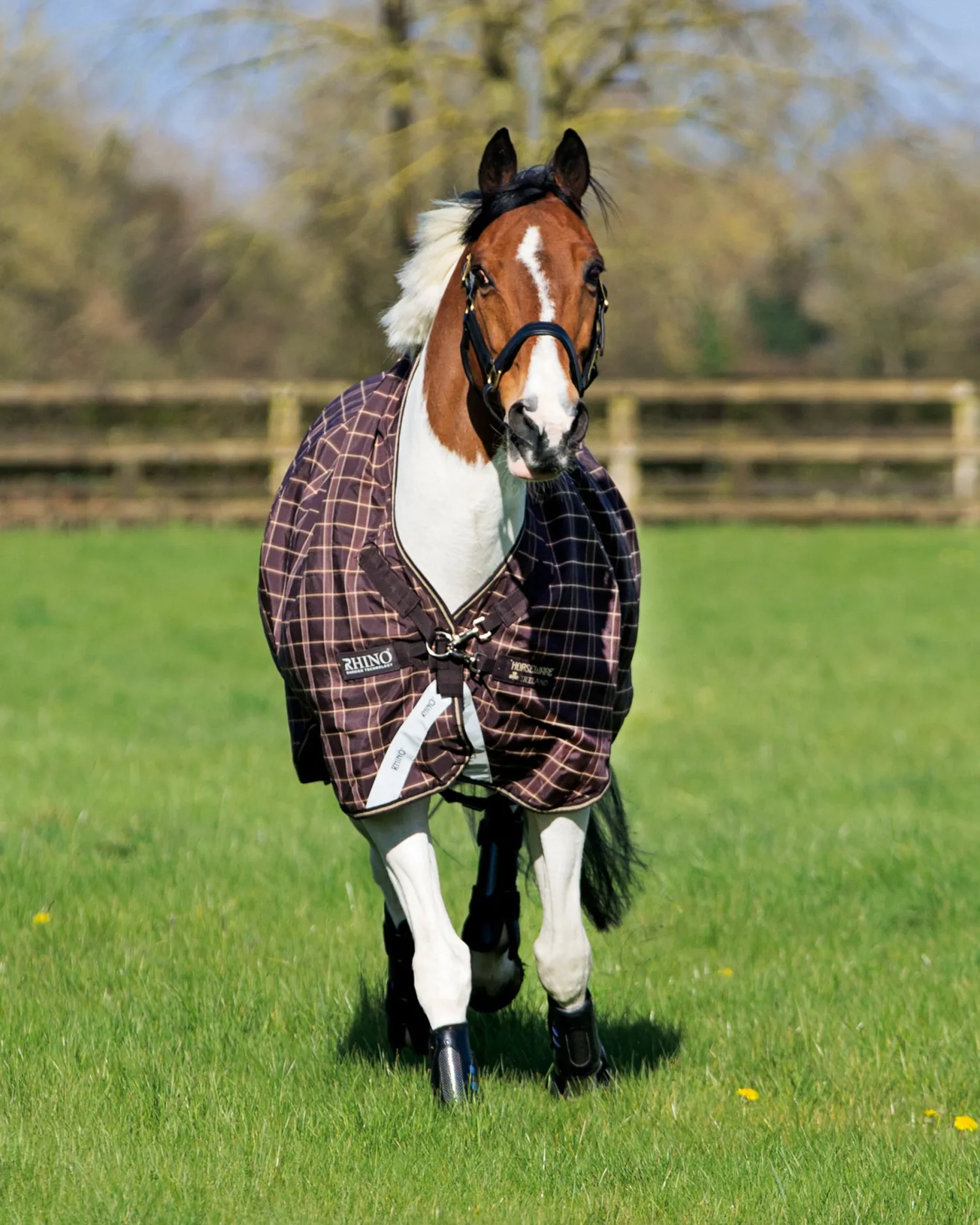 New HORSEWARE ® Ireland Rhino® Wug Lite Turnout - 100 grams