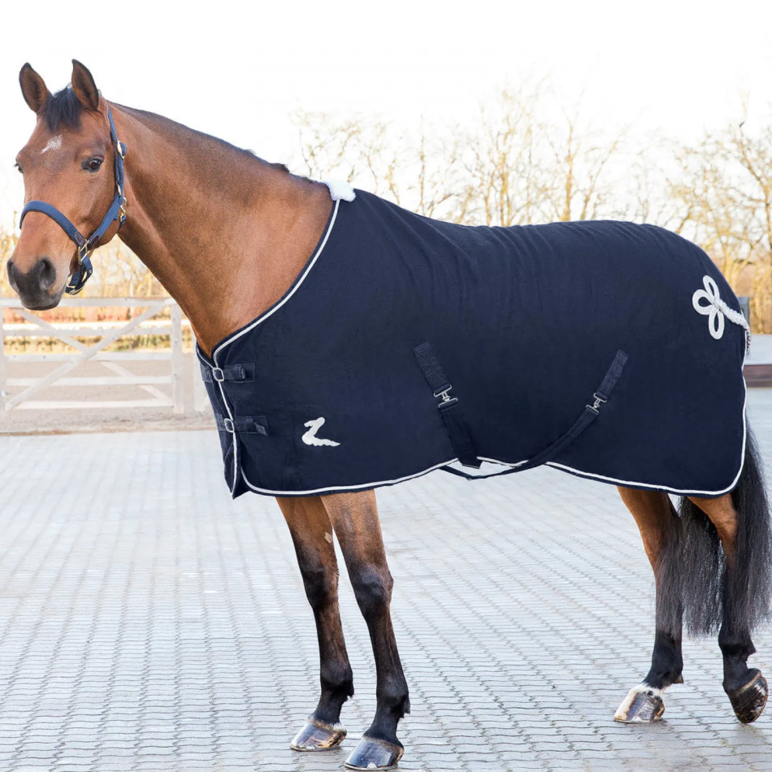 Hot EQUINAVIA Horze Millau Wool Blanket Dark Blue