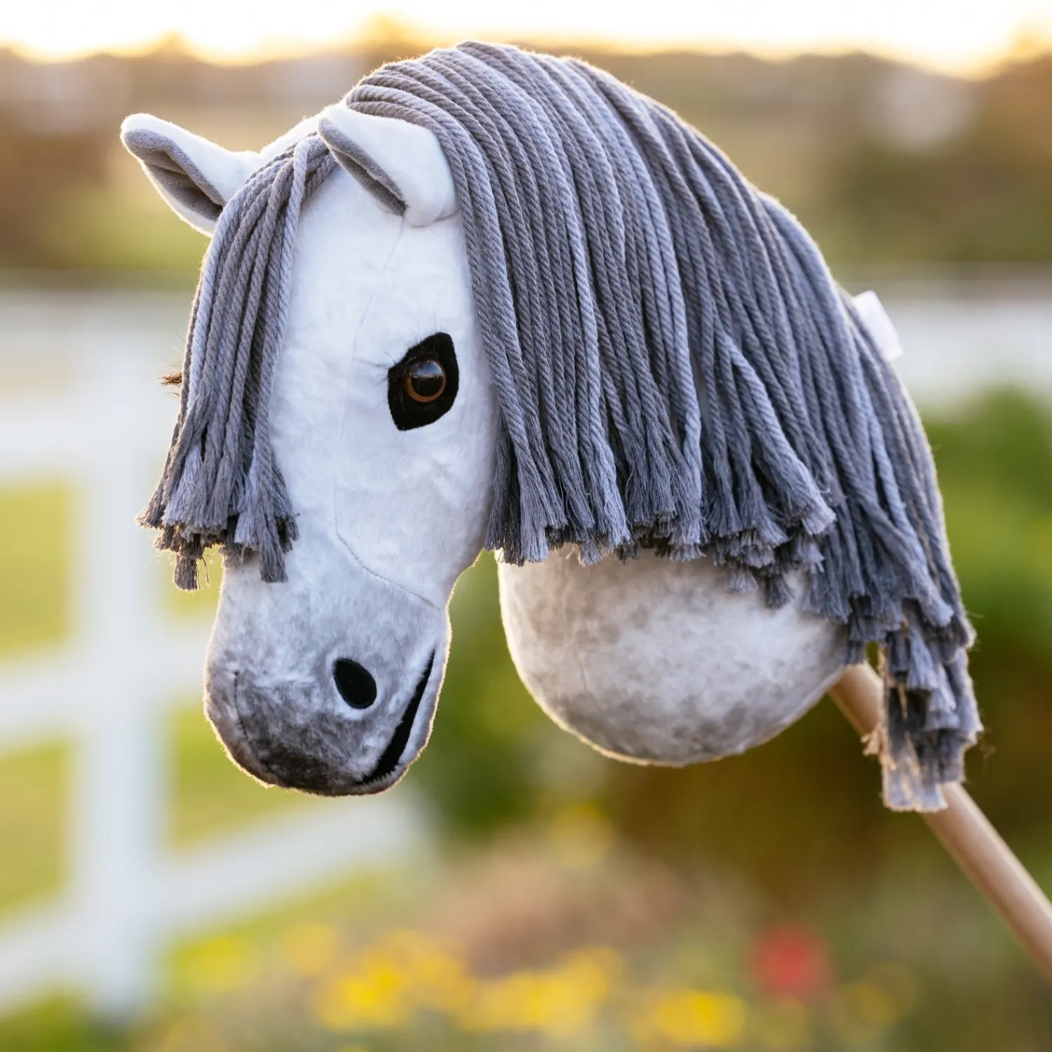 HORSE HEALTH TRADE LeMieux® Hobby Horse - Earl Earl-Grey
