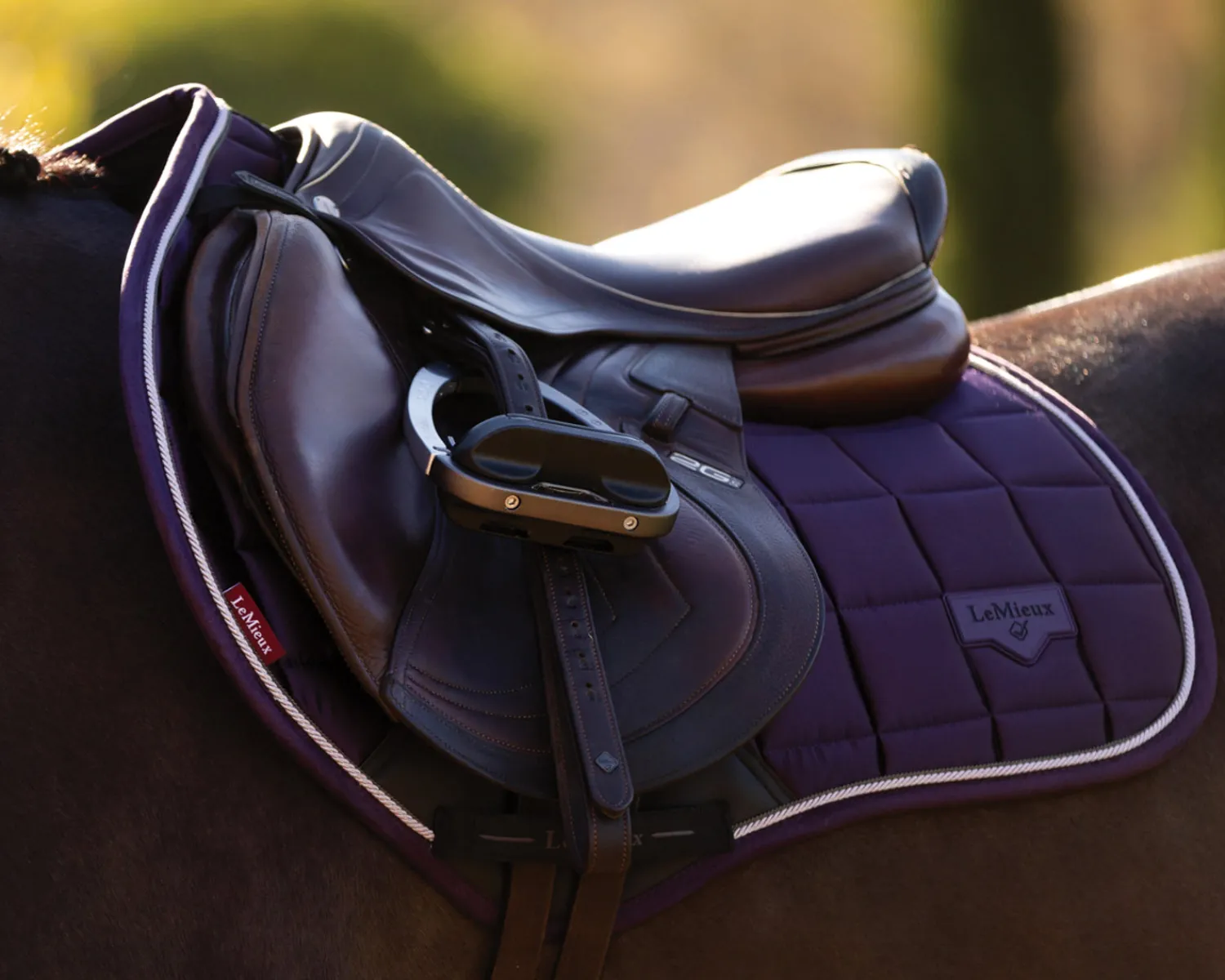 Discount HORSE HEALTH TRADE LeMieux® Loire Classic Close Contact Saddle Pad