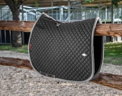 Online HORSE HEALTH TRADE LeMieux® Wither Relief Jump Square