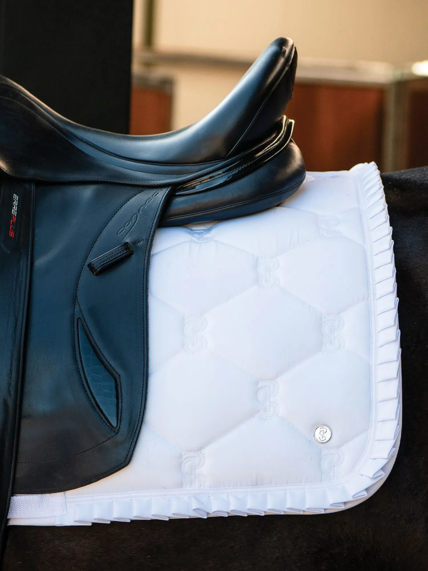 Outlet PS OF SWEDEN Ruffle Dressage Saddle Pad