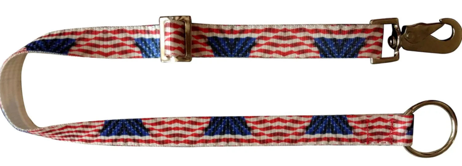 New SHILOH STABLES TACK Showman® Print Nylon Adjustable Bucket Hanger
