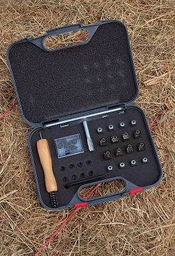 Best WEATHERBEETA Stud Kit