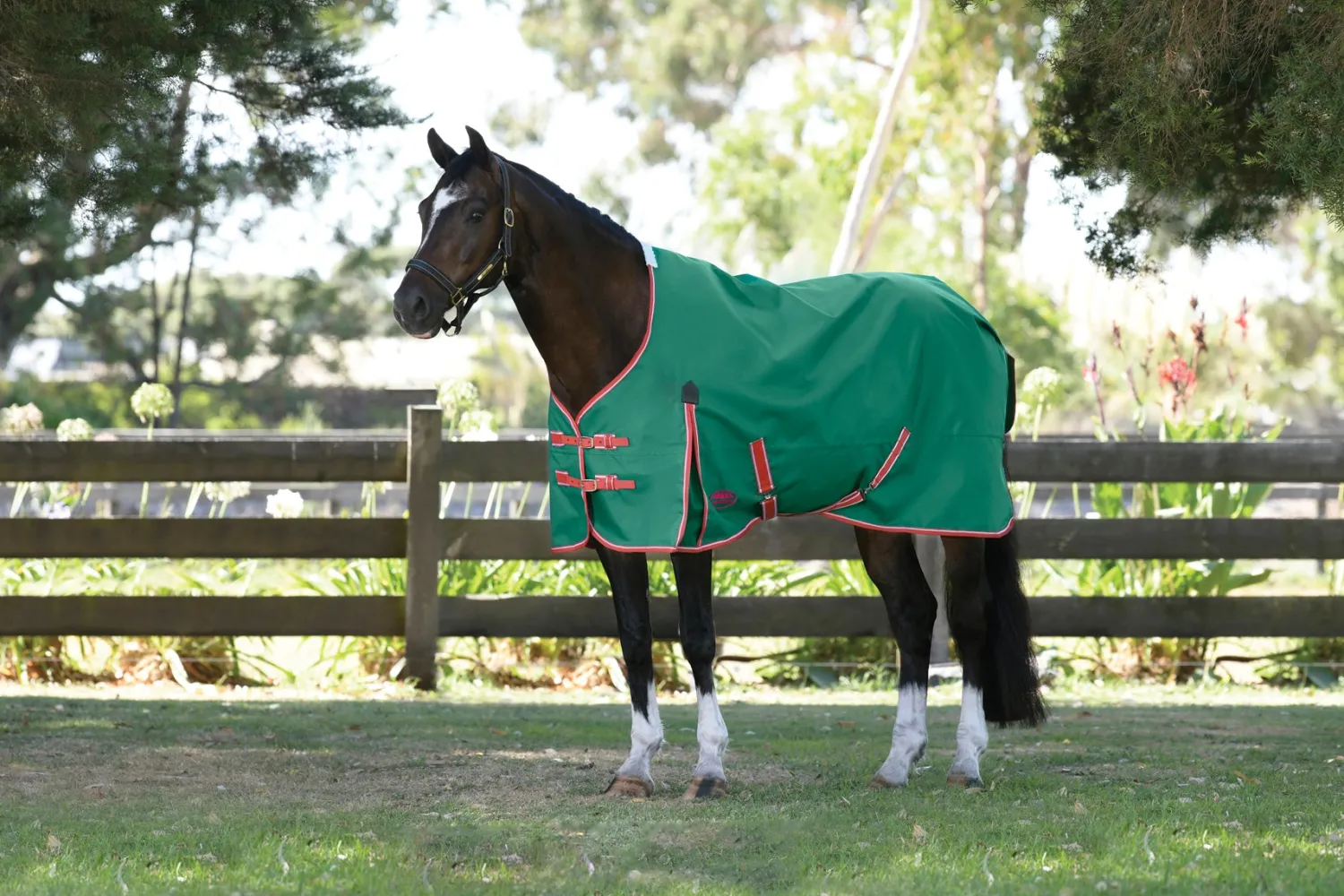 Hot WEATHERBEETA ® ComFiTec™ Prelim Standard Neck Lite Turnout Dark Green/Red/White